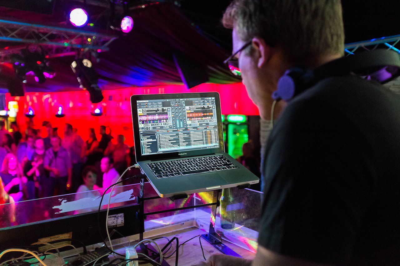 Top 8 Must-Visit Nightclubs in Dubai