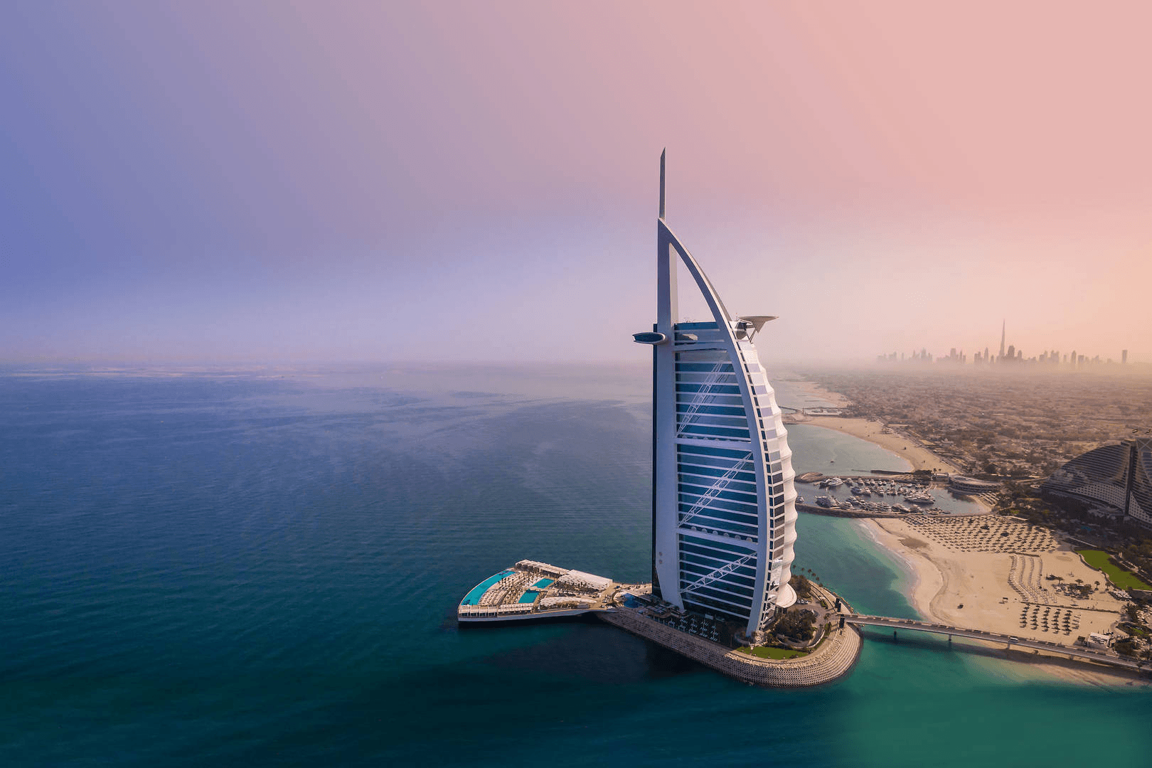 Dubai's New Real Estate Law will Draw in Foreign Investment cover